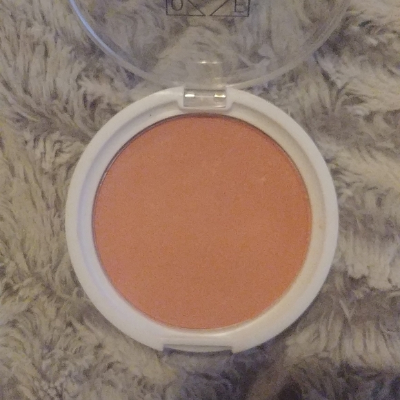 OFRA. Blush in Ollie Need is Love 10g full size pan - Picture 3 of 4